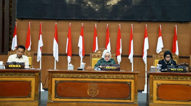 Fraksi DPRD Tanjabtimur Sampaikan Pandangan Umum terhadap LKPJ Bupati Tahun 2024